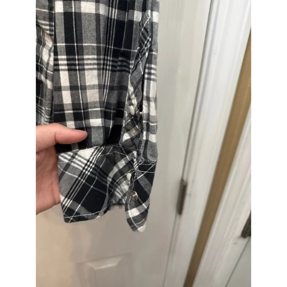 Reclaim button up - Picture 5 of 6